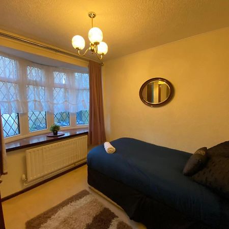 Serene 4Br In Harborne Close To Qe Hospital, Harborne Centre Birmingham Luaran gambar