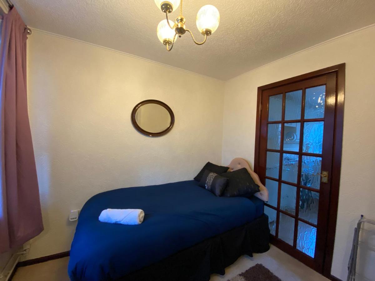 Serene 4Br In Harborne Close To Qe Hospital, Harborne Centre Birmingham Luaran gambar